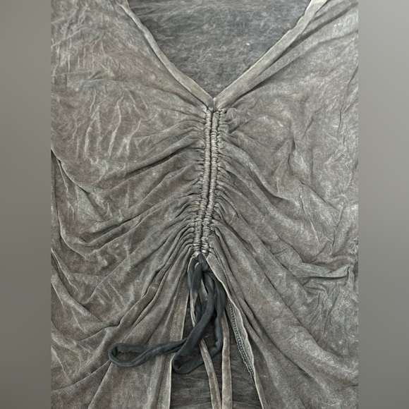 143 Story by Line up super cute soft lightweight gray washed out look top szM - Picture 3 of 4